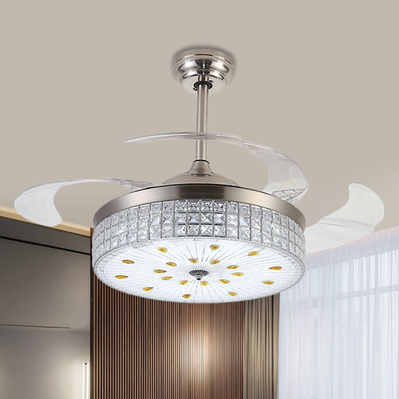 Luce a sospensione a led da tamburi in vetro glassati in vetro modernista da 19 "W con cristallo deco in cromo, a 4 lame