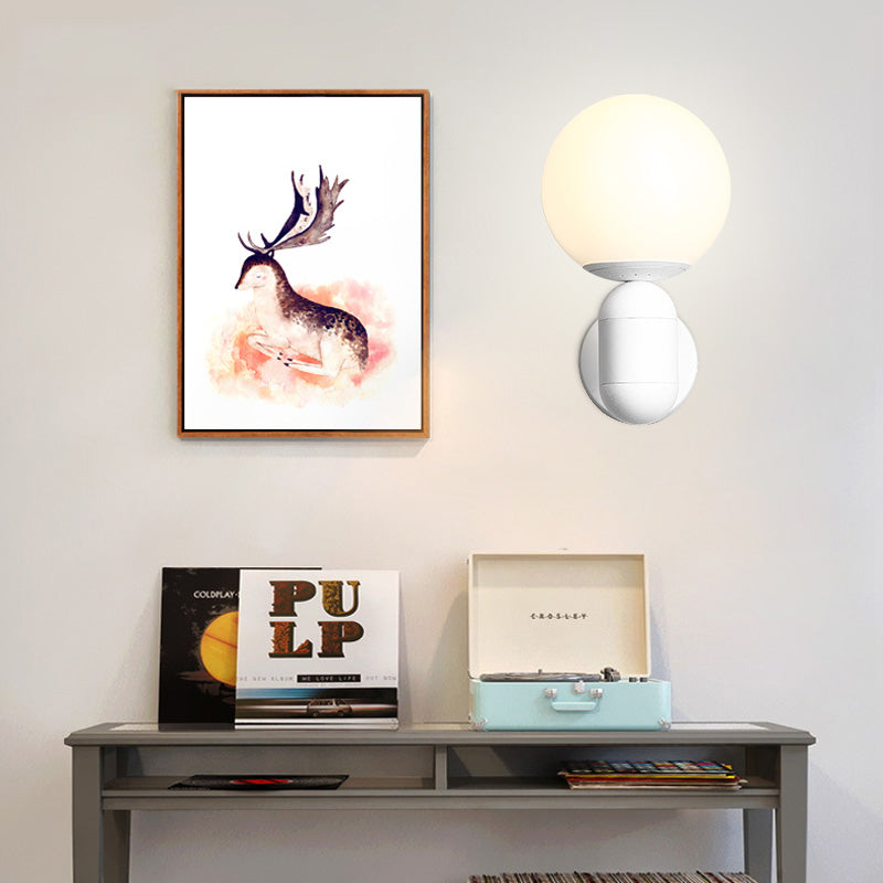 Metalen capsule SCONCE LICHT MET GLOBE TADE HALLWAY FOYER 1 Lichte macaron -stijl wandlamp