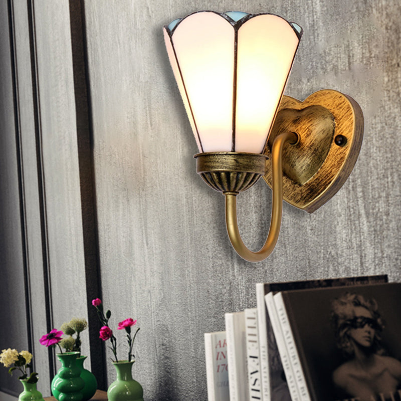 Stained Glass Lily Wall Mount Light Tiffany 1 Head White/Blue/Antique Brass Sconce Lighting for Hallway