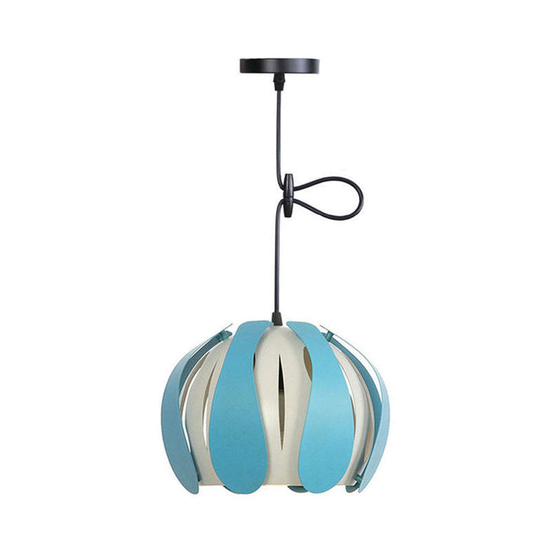 Plafonnage à teinte de bouffon métal