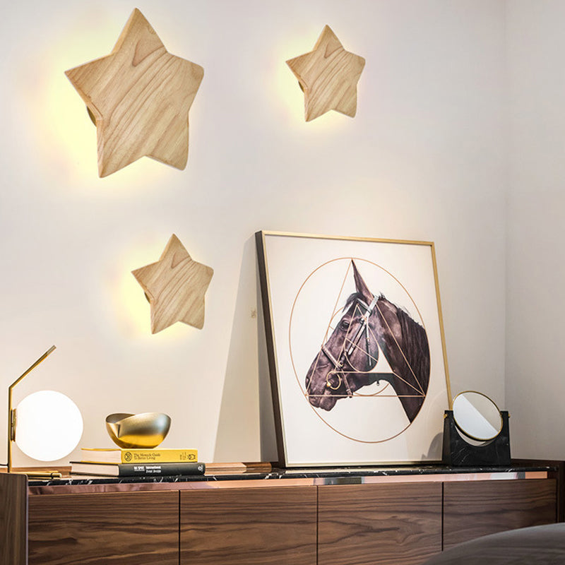 Wood Star Wall Sconce Modern Nordic Sconce Light in beige per il corridoio della camera da letto per bambini