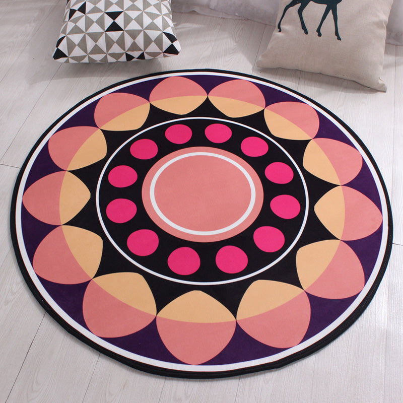 Moroccan Floral Pattern Rug with Moon Black and Red Polyester Rug Washable Pet Friendly Non-Slip Area Rug for Living Room