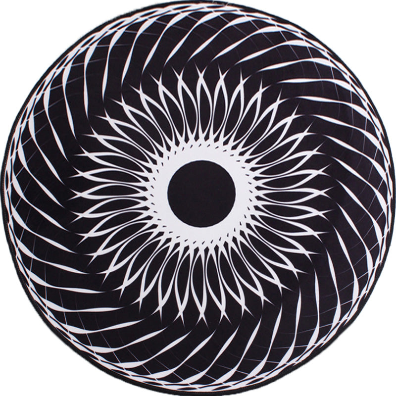 Black and White Moroccan Rug Polyester Flower Pattern Rug Pet Friendly Washable Anti-Slip Backing Carpet for Decoration