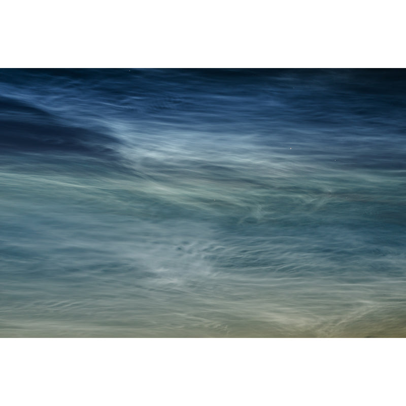 Aqua Waves Printed Wallpaper Mural Moisture Resistant Wall Decoration for Bedroom