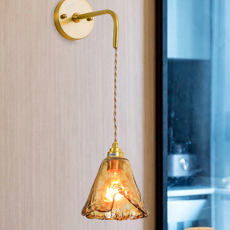 Cône en verre bronzé / trapèzoïde / colonialisme d'appicat plat 1-Light Liver Wall Murd Lightture en or avec cordon