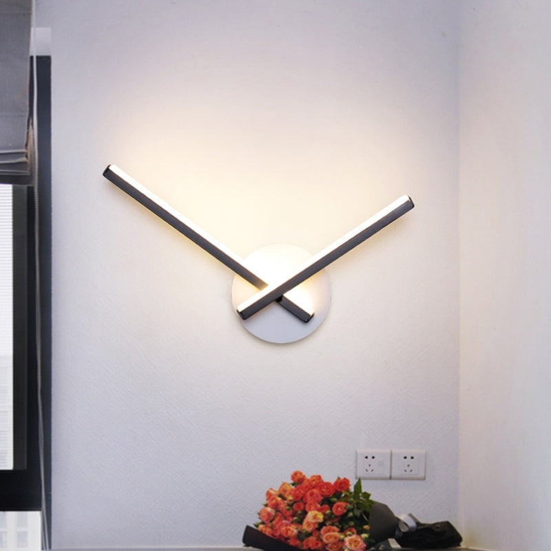 Idee per illuminazione a parete a croce acrilica Minimalismo Lampada di applique a LED in bianco/nero in luce calda/bianca per un letto