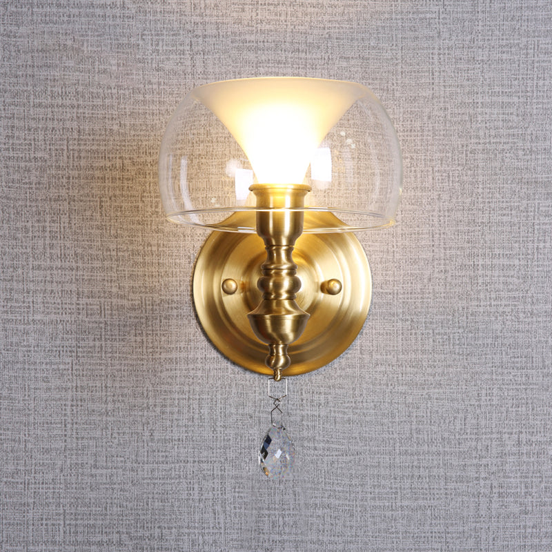 Kleine kom wandverlichtingsideeën Mid Century Clear Glass Single Brass SCONCE met binnenste wijd uitlopende schaduw en kristaldruppel