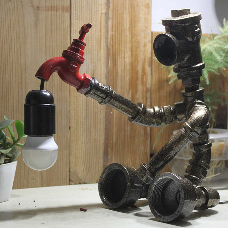 Table de robot assis métallique avec robinet déco steunpunk 1 clair