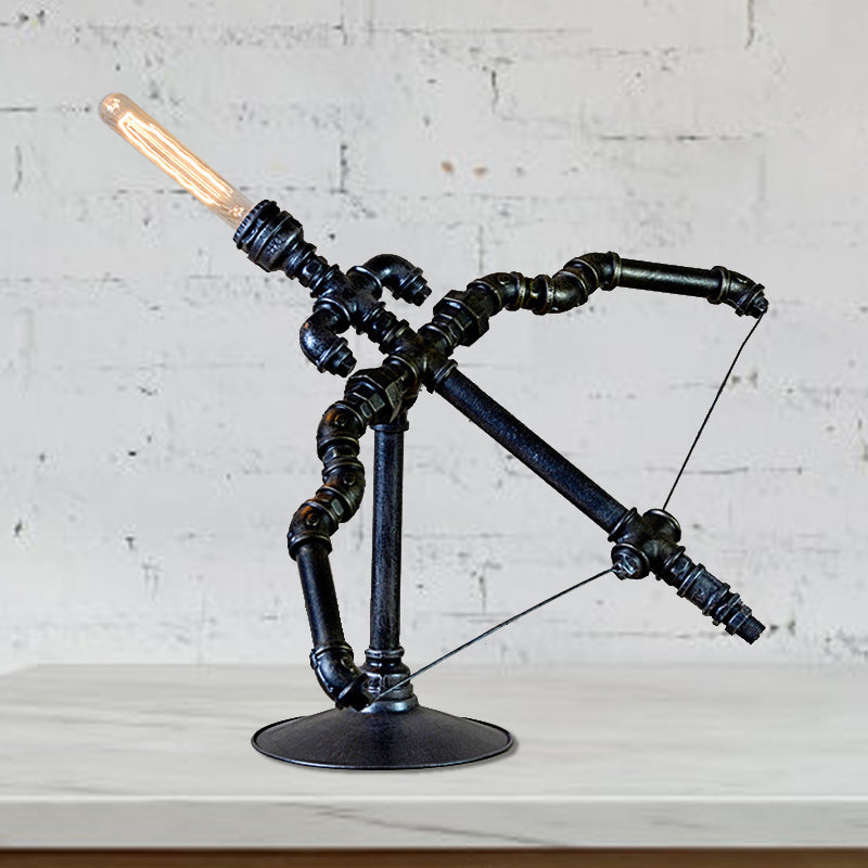 1 Light Metal Table Lighting Vintage Style Black Bow and Arrow Restaurant Table Lamp with Pipe Design