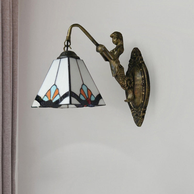 1 Head Wall Mount Light Fixture Tiffany Pyramid White Glass Sconce Light for Corridor