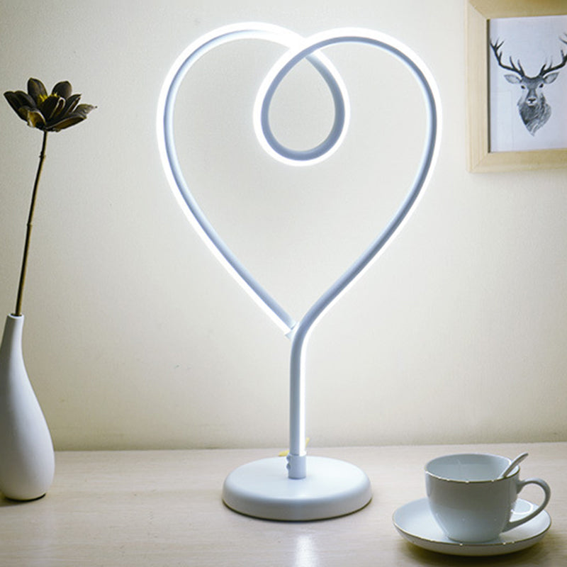 Loving Heart Night Lighting Simple Metal White/Gold LED Desk Lamp with Round Pedestal in Warm/White Light for Bedroom