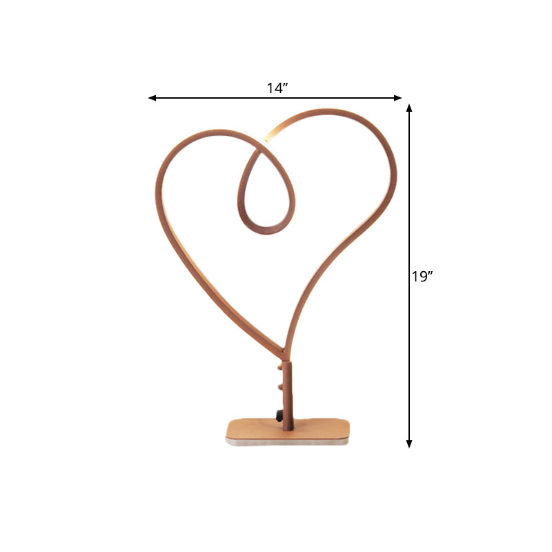 LED simple LED Éclairage Café Aimer Heart Lire lampe de bureau avec nuance en métal en lumière chaude / blanche