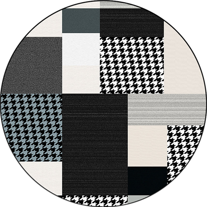 Stylish Geometric Pattern Rug with Houndstooth Black Modern Rug Polyester Pet Friendly Washable Non-Slip Area Rug for Bedroom