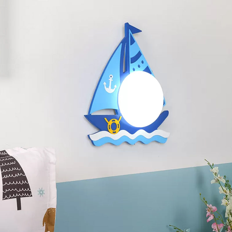 Timber Sailboat Wall Sconce Kids Single Head Blue Wall Light Fixture with Circular Glass Shade
