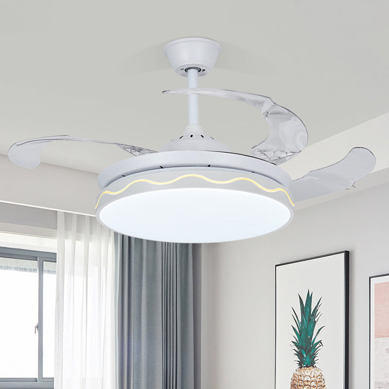 Circulair plafondventilator Lichte bevestiging Eenvoudig metaal 42 "W LED Wit semi-spoelbevestiging met golvende lijnontwerp, 3-blade