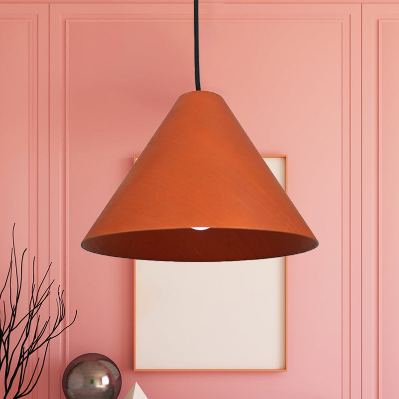 1 HEAD CAFE SUSPENSION lampe Rouge rural / beige suspendu avec une teinte en bois de conique, 10 "/ 13" de large