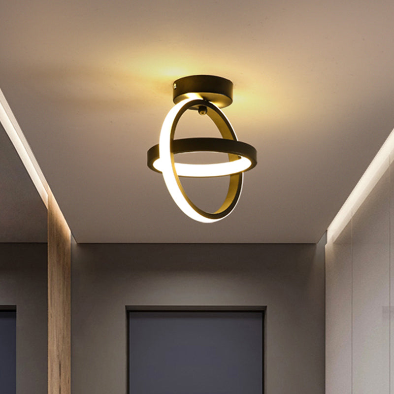 Zwart/wit gekruiste cirkelplafondlamp Eenvoudig LED-metaal inbouwarmatuur in warm/wit licht