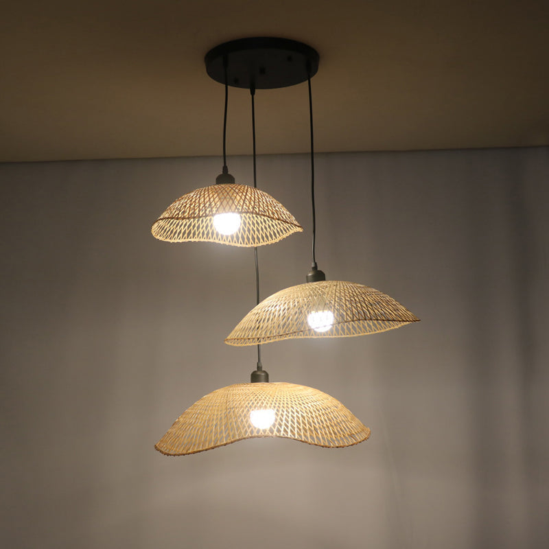 Beige Wavy Dome Cluster Anhängerlampe DOft 3 Lampen Bambus -Federung Licht für Esszimmer