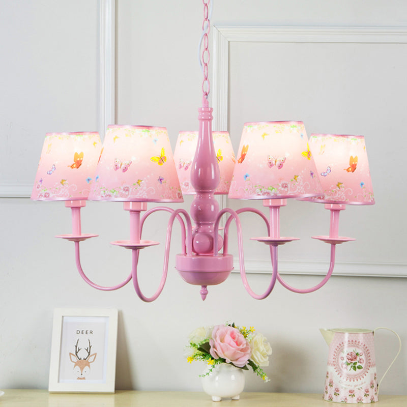 Pink Butterfly Pendant Light 5 Heads Contemporary Metal Chandelier avec une teinte en tissu pour la chambre de filles