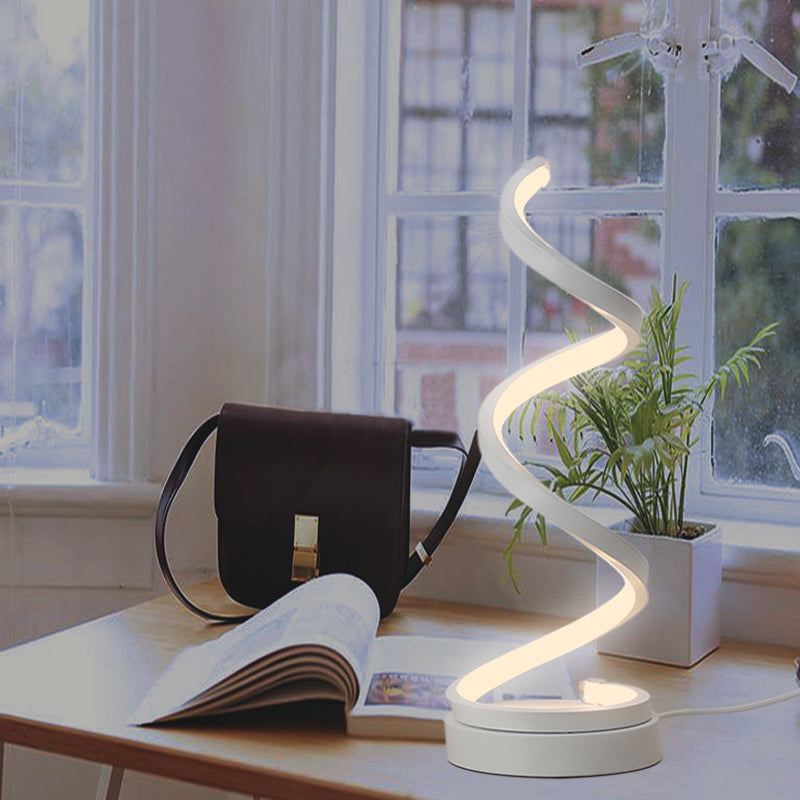 Éclairage de nuit en spirale LEMPRE MÉTALLIQUE MÉTALLIQUE MÉTALLIQUE Lampe de bureau blanc en lumière chaude / blanche pour la salle d'étude