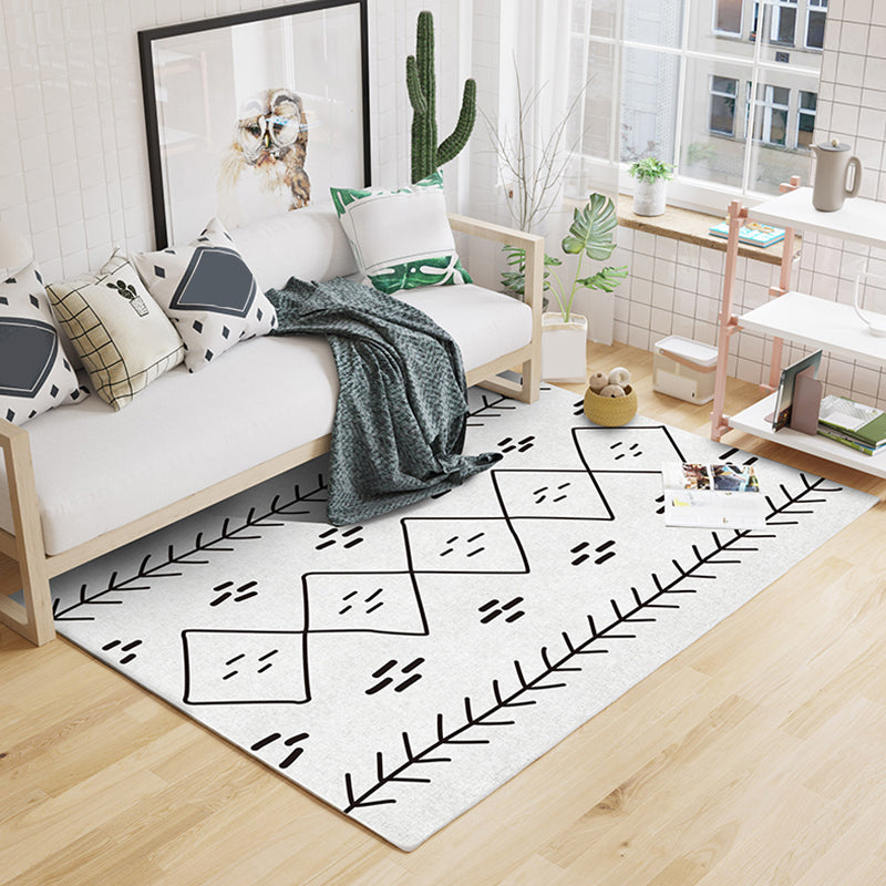 Light Grey Bedroom Rug Southwestern Tribal Geometric Pattern Rug Polypropylene Machine Washable Non-Slip Backing Carpet