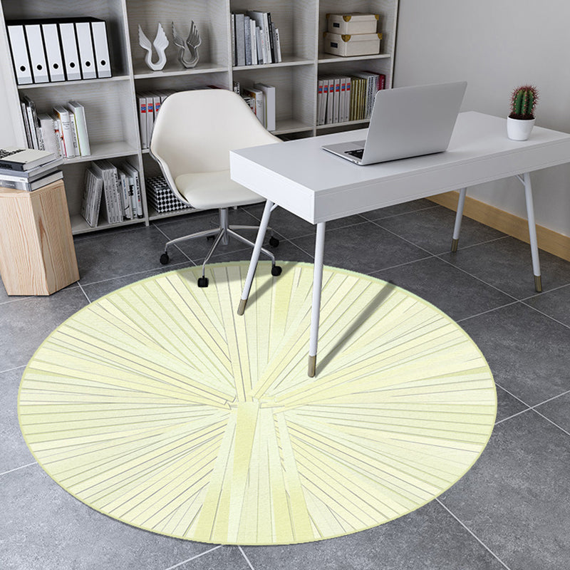 Living Room Rug Modern Radial Pattern Rug Polyester Machine Washable Non-Slip Backing Area Rug