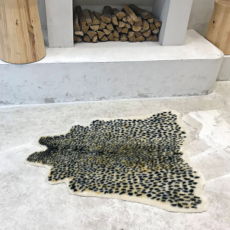Black Bedroom Rug Modern Leopard Pattern Rug Polyester Anti-Slip Backing Washable Area Rug