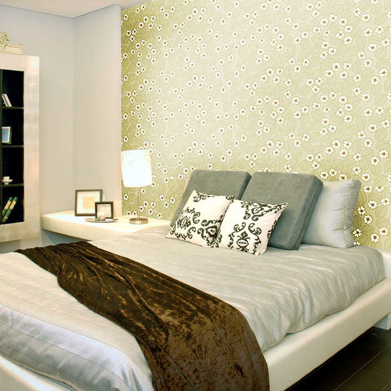 Minimalist Dense Flower Pattern Wallpaper Roll for Girl's Bedroom in Light Green, Easy to Remove, 48.4 sq ft.