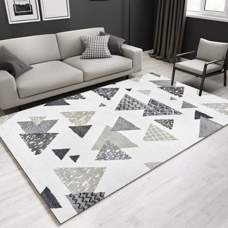 Lovely Multi Color Triangle Rug Synthetics Modern Area Carpet Machine Washable Rug for Living Room