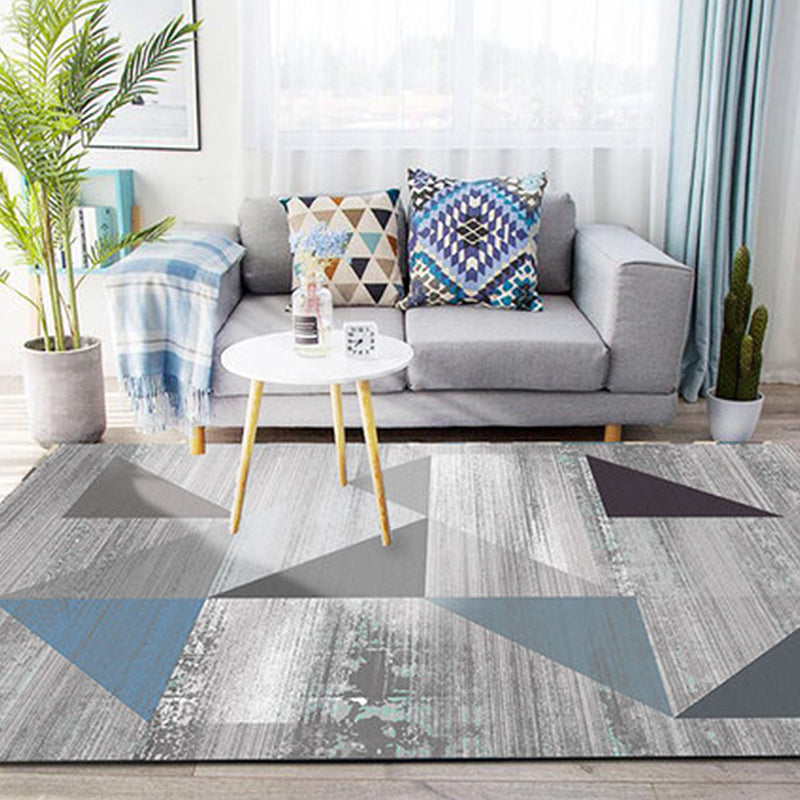 Multi Color Modern Style Rug Polypropylene Triangle Area Carpet Easy Care Indoor Rug for Home Decor