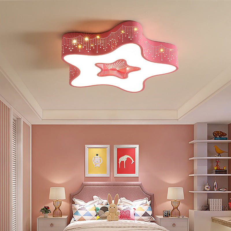 Lampada da soffitto a LED moderna Macaron Loft a forma di stella cava in metallo acrilico per camera da letto per bambini