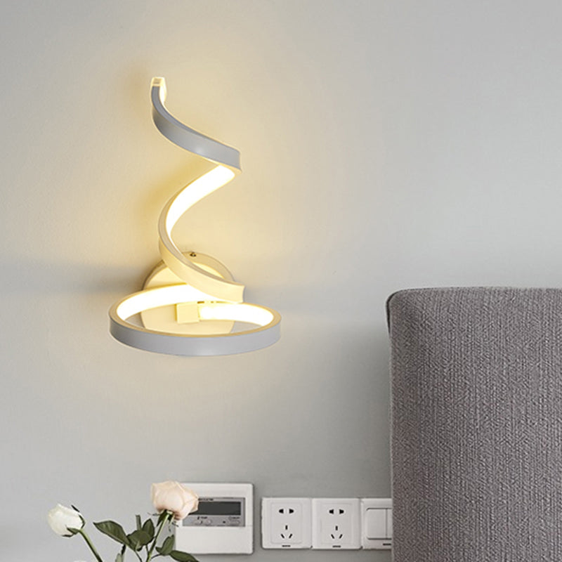 Nordic LED Wall Sconce White Snaking/Musical Note/Entwining Wall Mount Light with Acrylic Shade for Living Room