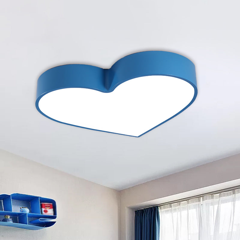 Acrilico Loving Heart Flush Mount Minimalism LED lampada da soffitto in rosso/rosa/blu per Parlor
