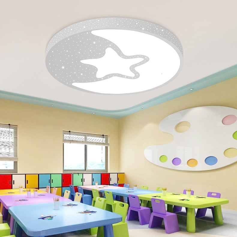 Starry Kid Bedroom Flush Ceiling Light with Crescent Metal Lovely LED Ceiling Fixture in White