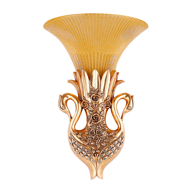 Dual Swan Sent Sent Sent Senting Lamp Lamphouse Resin Resin Single Gold Gold Lighting Idea con sombra de vidrio estriado