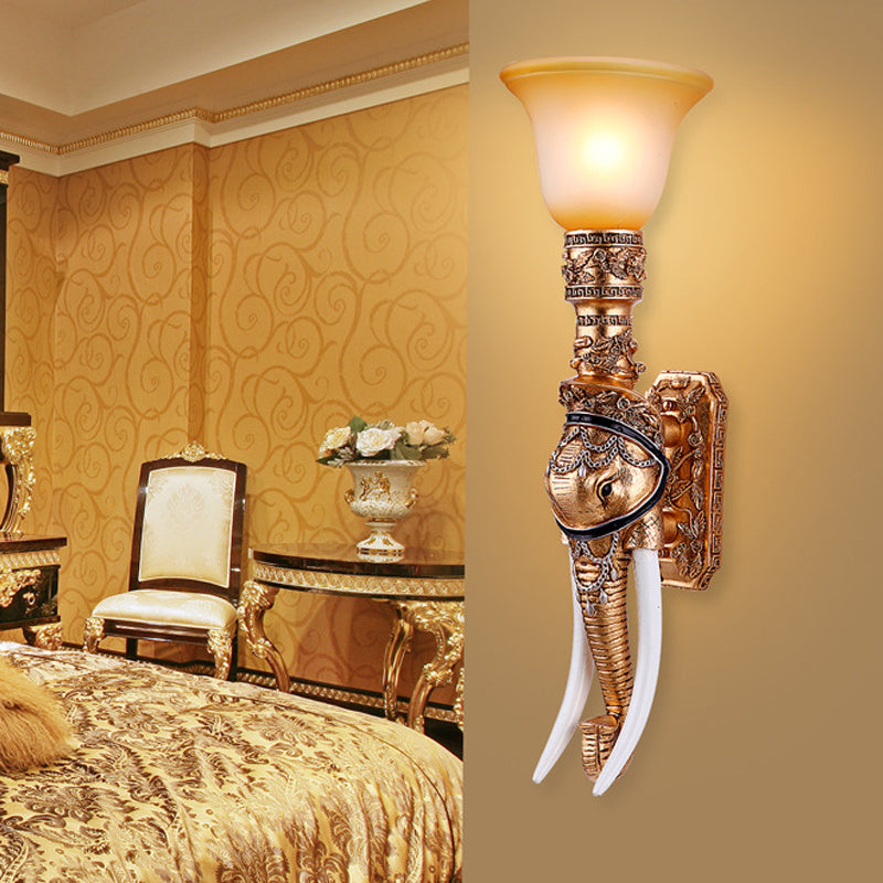 Gold 1 Bulbe Light Light Traditional Resin Elephant Head Murd Murd Murd With Bell Grosted Glass Shade