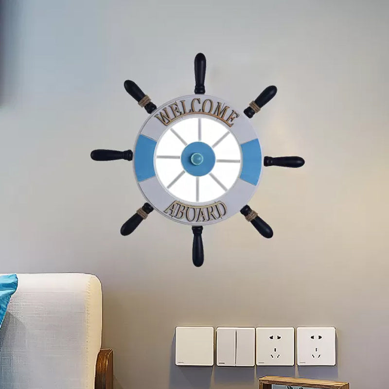 Lámpara de pared LED creativa de pared de la pared de color acrílico con diseño de timón de madera en azul, luz cálida/blanca