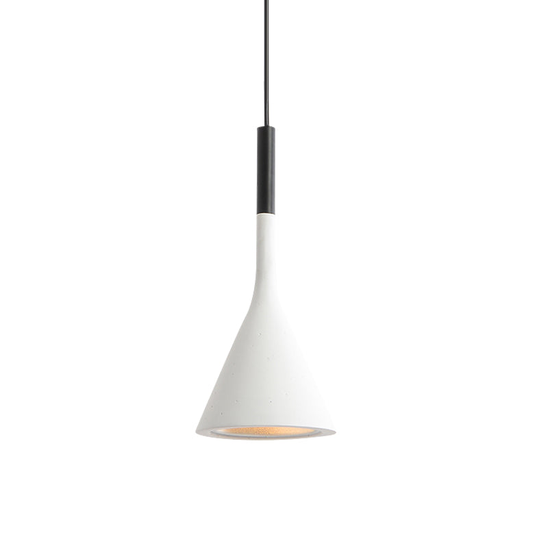 Bar de cuisine en forme d'entonnoir Pendant le pendentif en aluminium 1 ampoule Nordic Style suspendue plafond plafond en rouge / blanc / noir