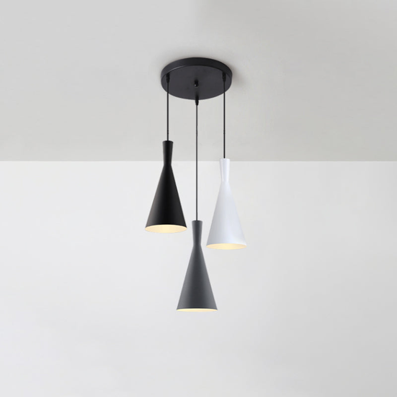 Entonnoir en cluster Light Light Nordic Aluminium 3 têtes d'éclairage de suspension blanc-gris-blanc avec canopée ronde / linéaire