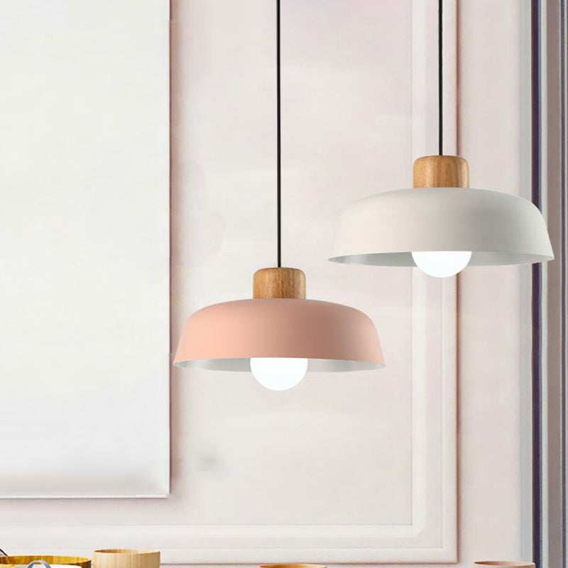 Bowl Shade Restaurant Pendant lampe Métallique 1 Macaron Macaron Lumière en rose / bleu / jaune avec bouton de bois