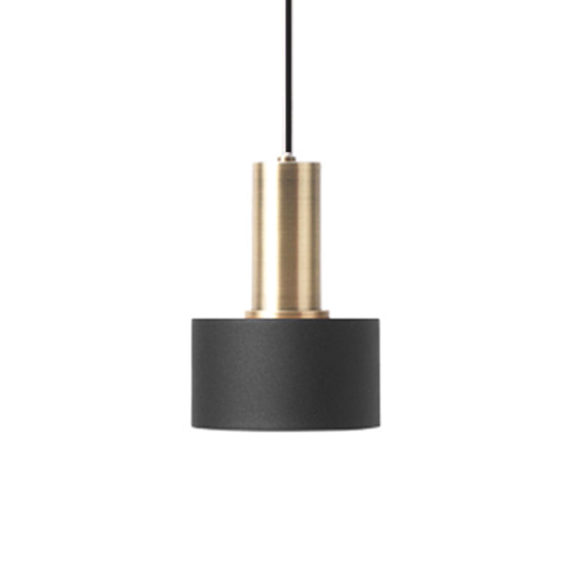 Lampe suspendue nordique 1 bulbe noir et or rond / cône / cylindre pendentif suspendu à la nuance de fer pour la cuisine