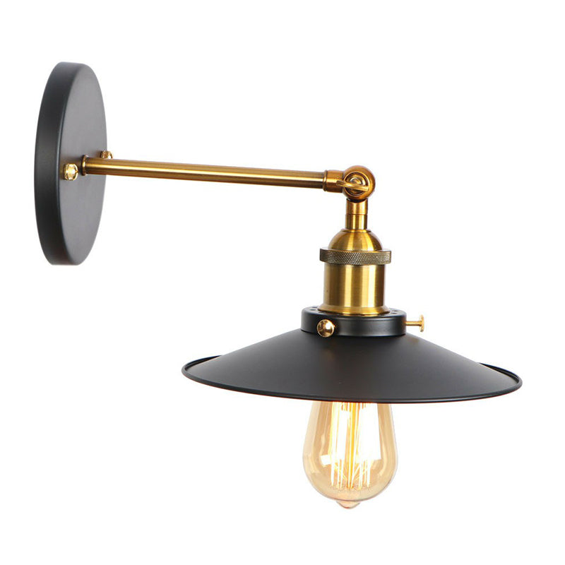 Monte a parete a parete a 1 luci Light Industrial Metal Horn/Saucer/Open Bulb Design Lampada a parete rotabile in nero con braccio lineare in ottone