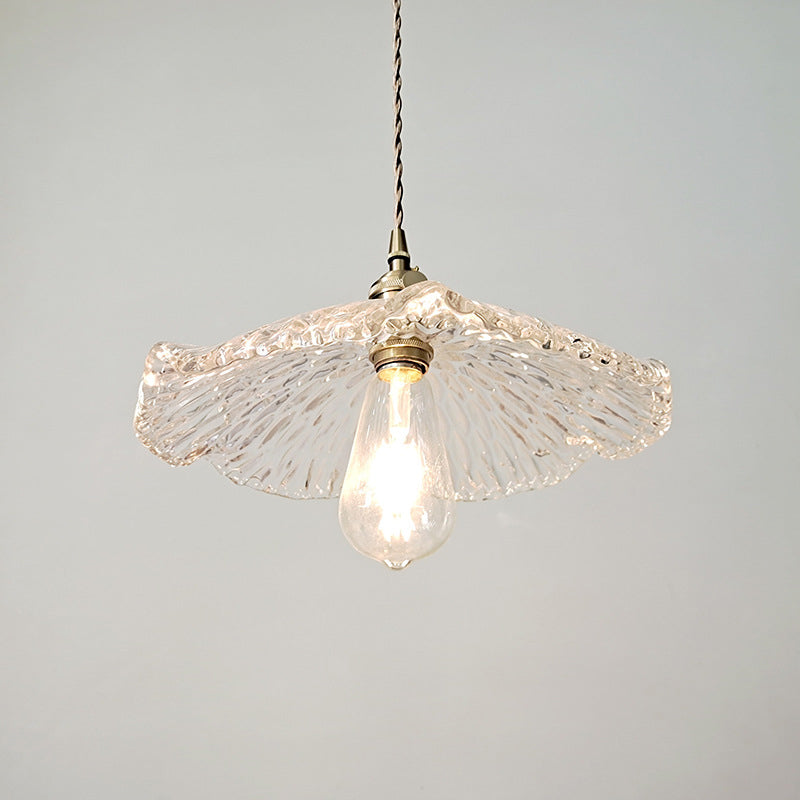 Einzellotus -Blattform -Pendellampe Bauernhaus Messing klar geschnitztes Glas hängend Licht über Esstisch