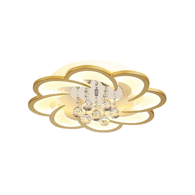 Modernist Petal Flush Ceiling Light Fixture Acrylic 20.5"/27" W LED Bedroom Flushmount in Gold, Warm/White Light
