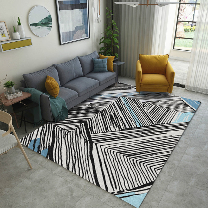 Contemporary Modern Rug in Black and Brown Abstract Line Pattern Rug Polyester Washable Carpet for Home Decoration