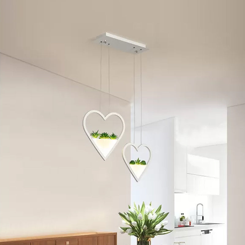 Loving Heart Metal Cluster Pendant Simple 2/3 Heads Dining Room LED Plant Ceiling Light in White