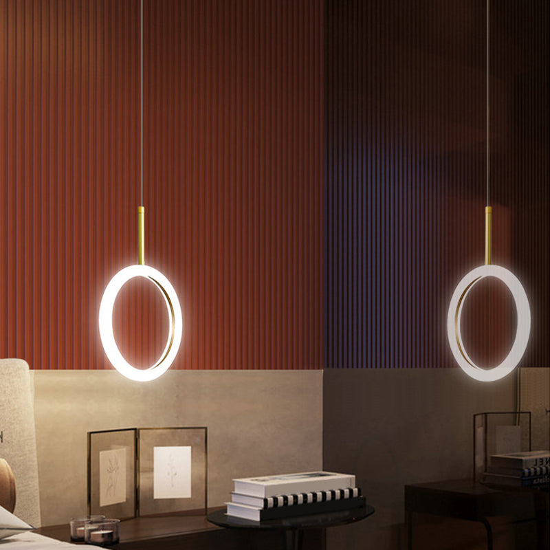 Halo Ring Restaurant Down Lighting Acrylique 8 "/ 11" Dia LED Minimalisme Pendentif Pendentif en or, lumière chaude / blanche