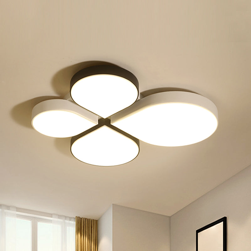 4-Leaf Clover LED Ceiling Lighting Minimalist Acrylic Black/White Flush Mount Light in Warm/White Light, 20.5"/23.5" Wide