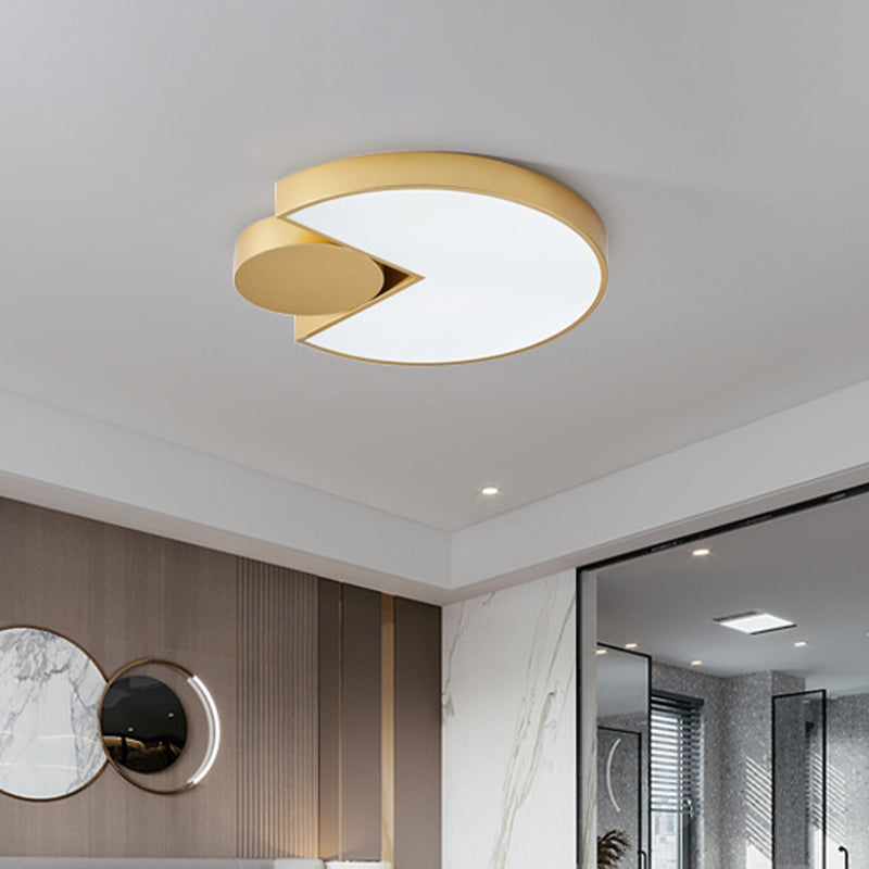Minimalistic Geometric LED Ceiling Light Metal Living Room Flush Mounted Lighting in Gold, White/3 Color Light