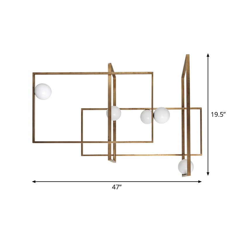 Neuartige postmoderne 5-flammige, halbbündige, goldfarbene, ineinandergreifende, rechteckige Deckenlampe mit kugelförmigem weißem Glasschirm